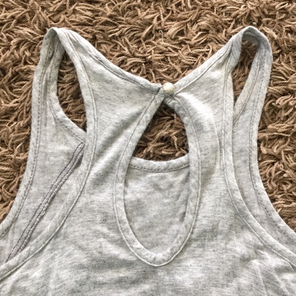 Threads Studio Razorback Tank - Picture 6 of 6